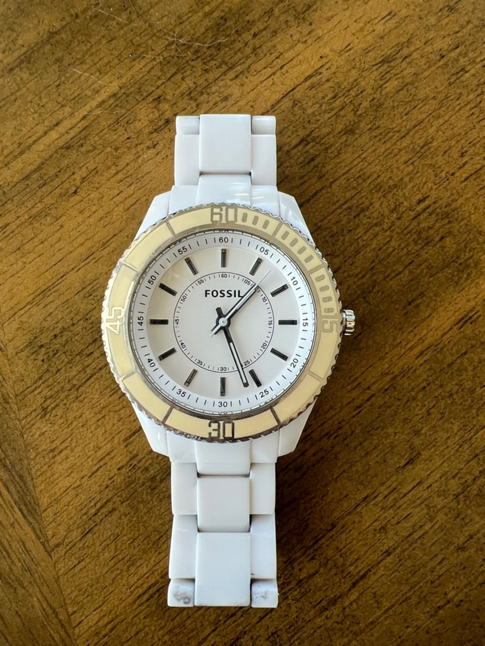 Fossil White Ceramic Watch with Cream Tone Bezel and Dial Accents